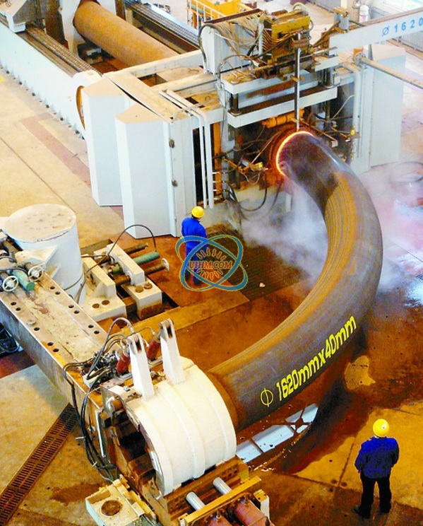 Induction bending for big pipesUnited Induction Heating Machine