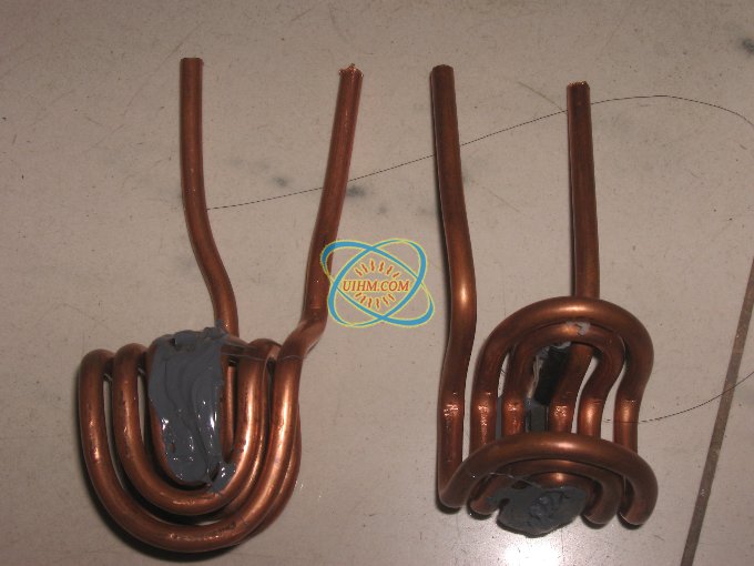 U shape induction coil with magnetic ferrite