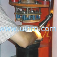 复合锅底感应钎焊流程演示