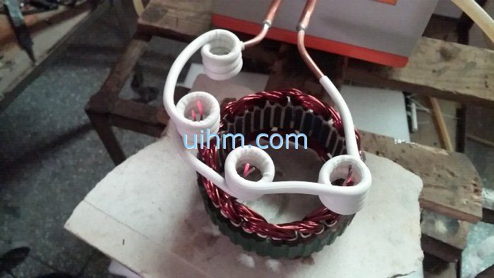 Induction Heating 3 wire bundles with a 3 heads induction coil Induction Heating 3 wire bundles with a 3 heads induction coil