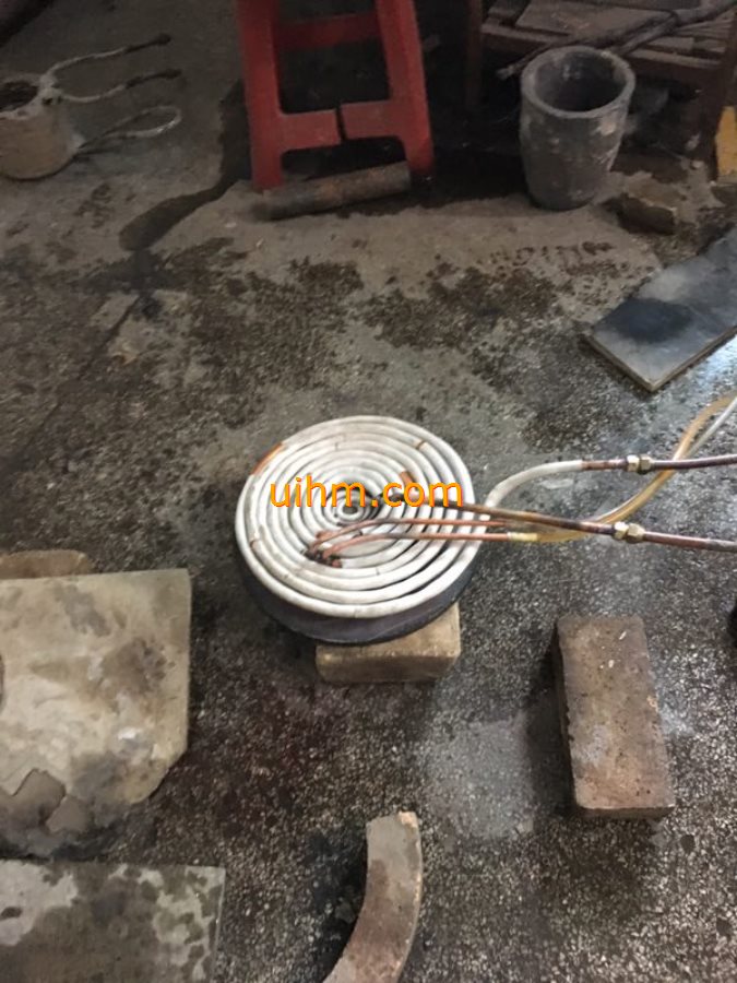 pancake induction coil for heating surface of steel plate_1