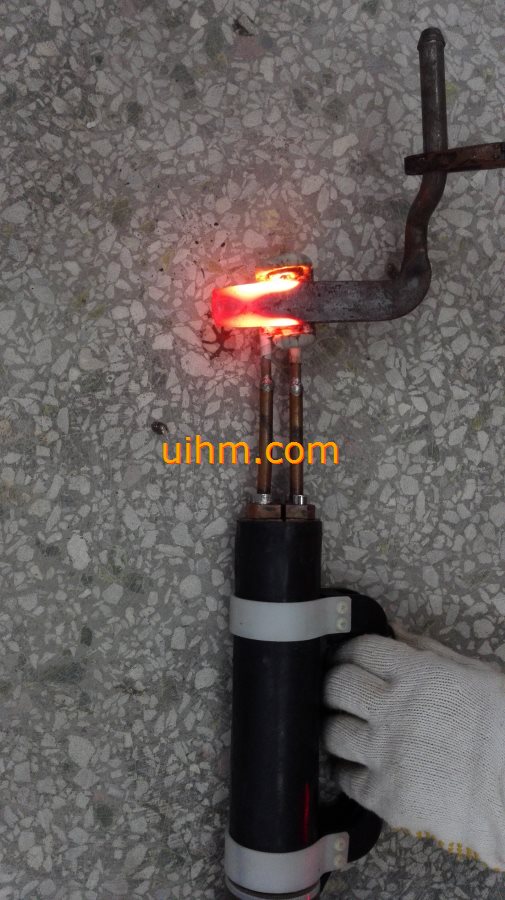 handheld induction coil for brazing steel plates (6)