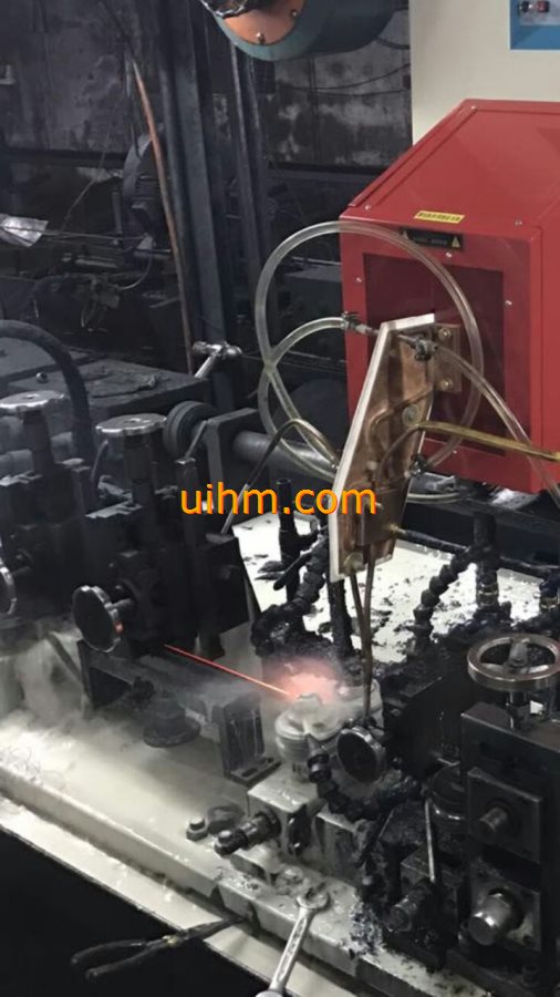 induction jointing seamless steel tube by 500KhZ UHF induction heater (2)