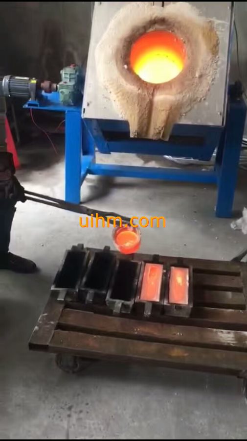 induction melting silver by MF tilting furnace_1