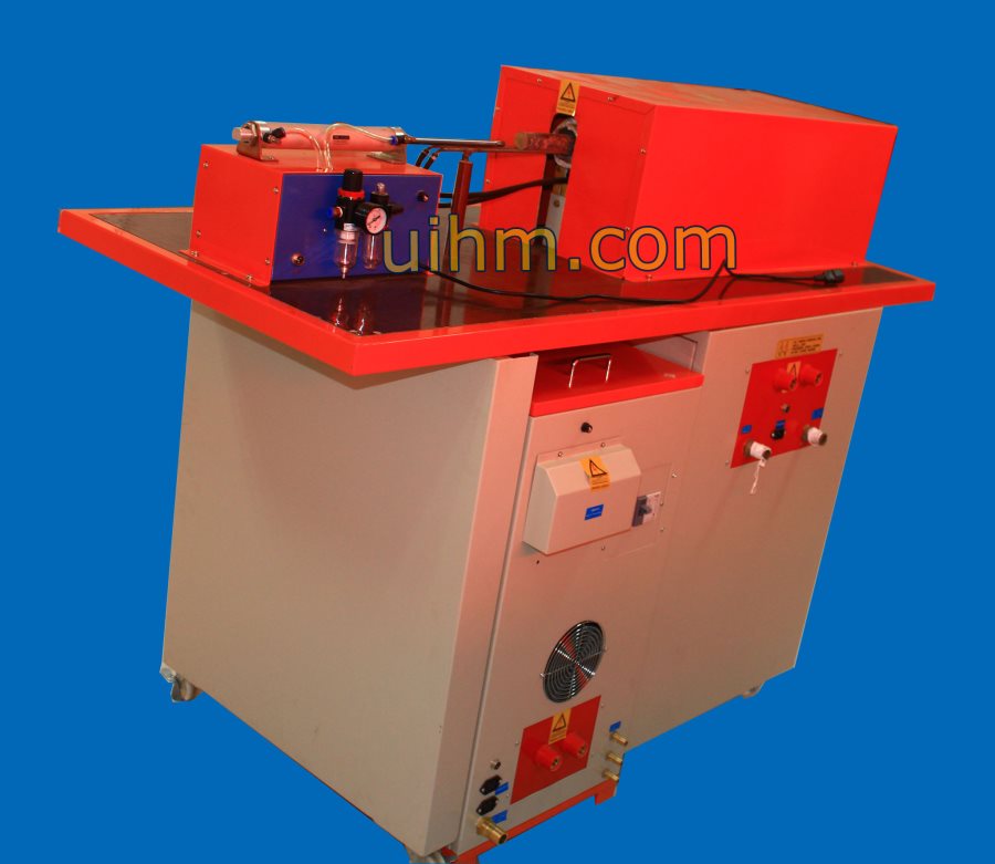 UM-40AB-MF induction heater with auto feed system UM-40AB-MF induction heater with auto feed system