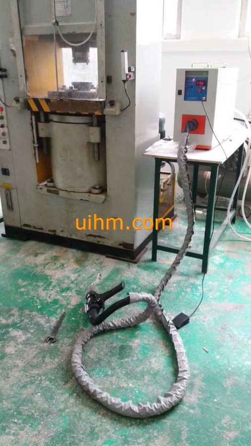 handheld UHF induction heating machine handheld UHF induction heating machine