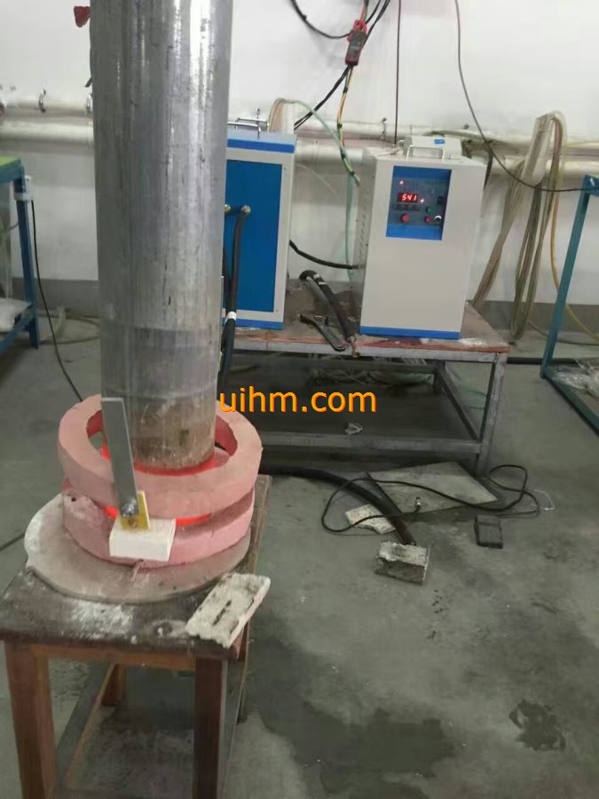induction heating ends of steel pipe by MF induction heater (1)