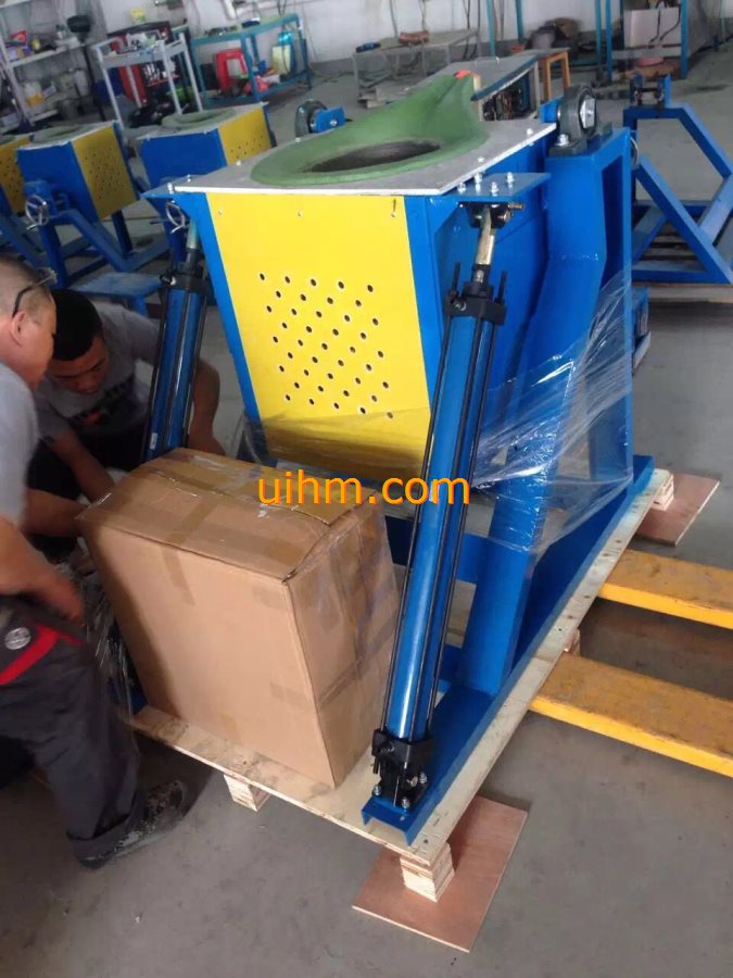 UM-60AB-MF induction melting machine with 50kg tilting furnace (1) UM-60AB-MF induction melting machine with 50kg tilting furnace (1)